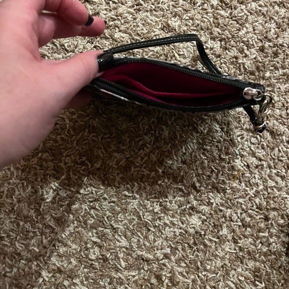 Coach wristlet - like new - Picture 6 of 6